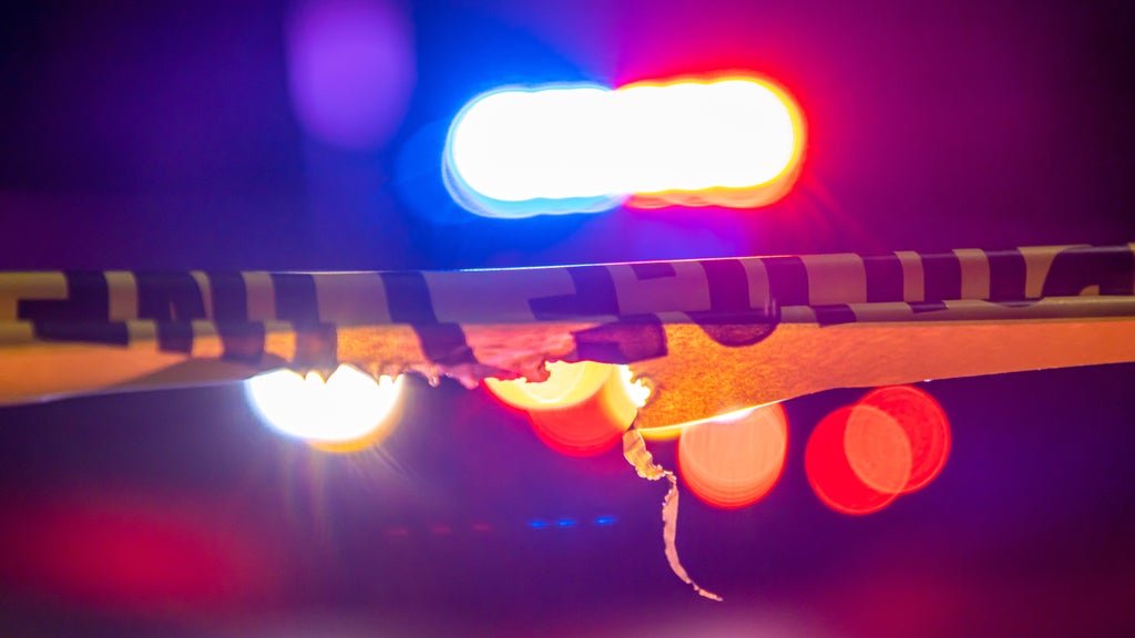 Man calls Sunrise Police to report he was shot, department says — CBS Miami, Lakewood Ranch Health news