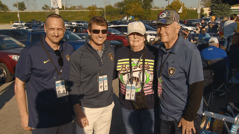 Green Bay natives take parents to World Series after going in '82 — Fox 11 Green Bay Sports, Lakewood Ranch Sports news