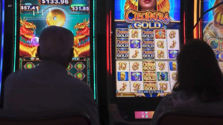 San Antonio committee pauses councilwoman's proposal to ban eight-liner machines. Here's why. — KENS 5 (San Antonio), Lakewood Ranch Community news