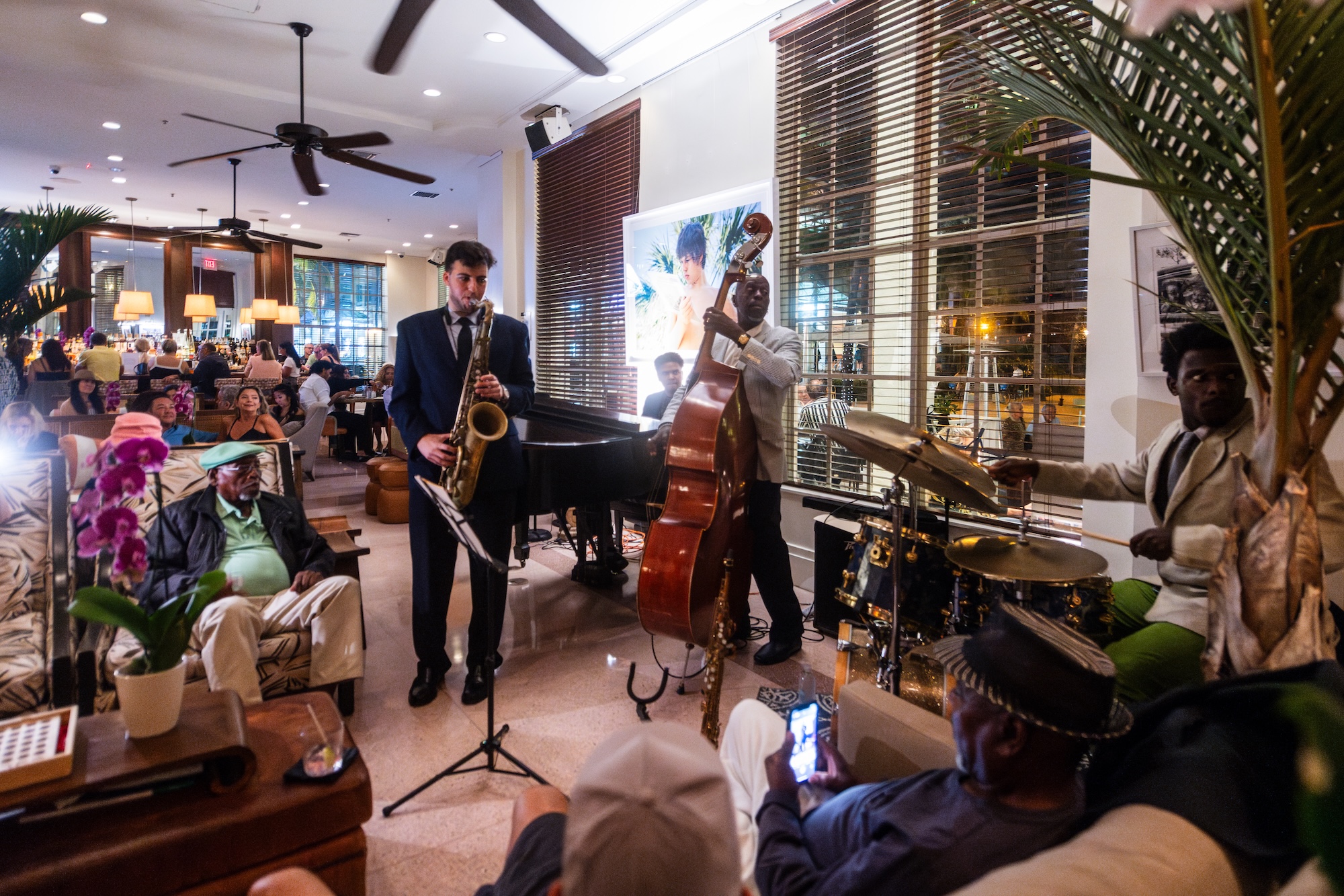 The Betsy Hotel is jazzing up the holiday season with free events in Miami Beach — Miami New Times
